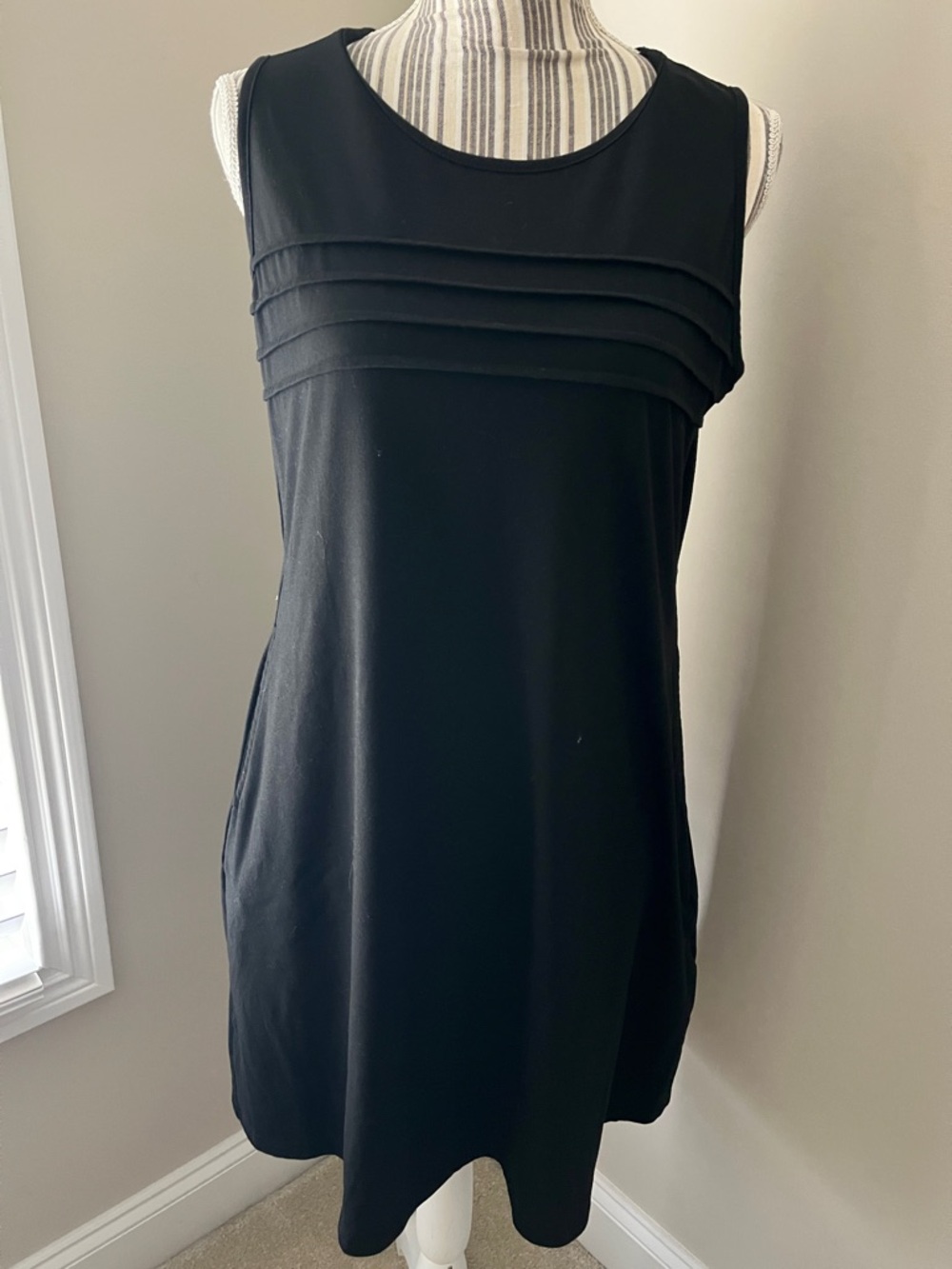 BLACK ALINE DRESS